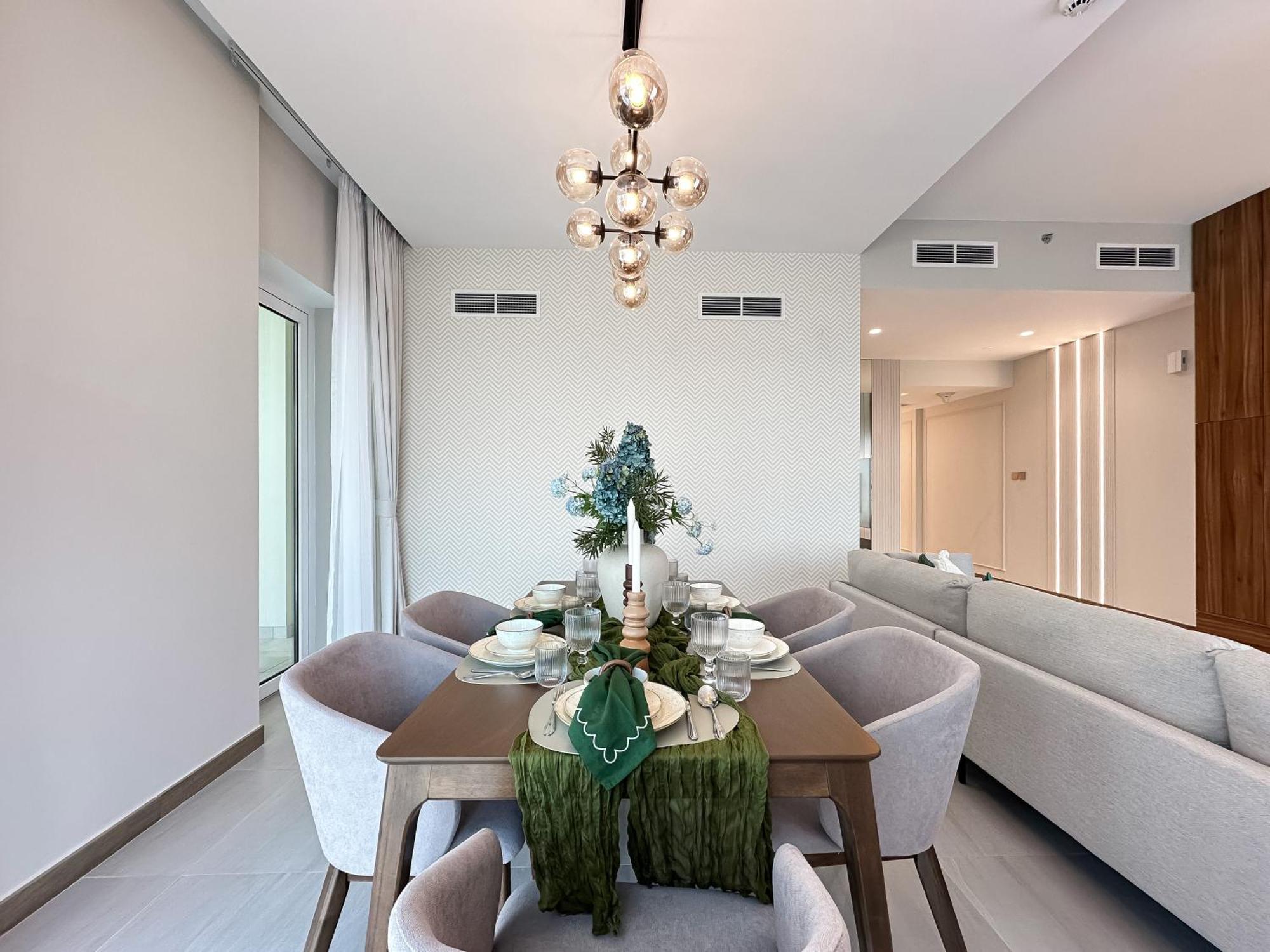 Apartment Trophy-ride In Equestrian Elegance W Private Entr